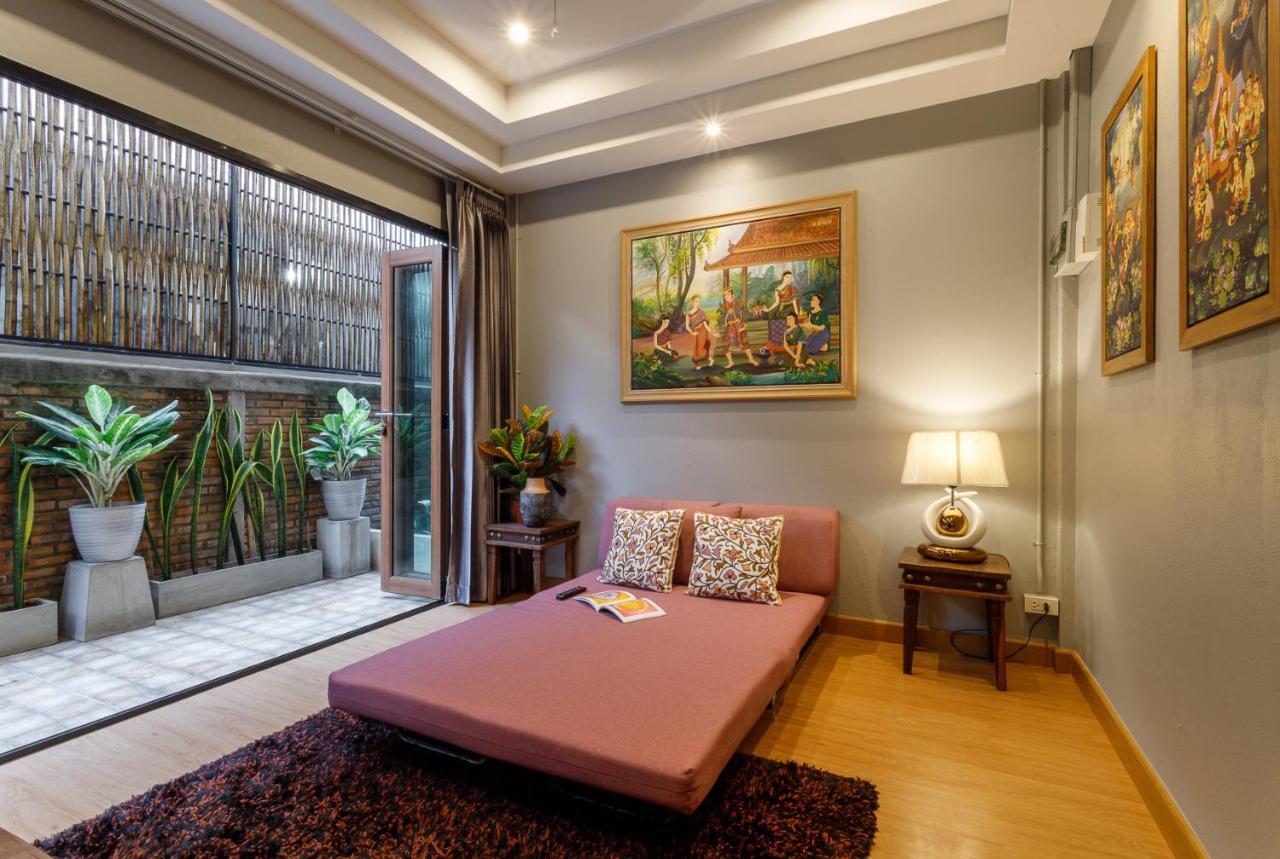 Hostel One Art And Gallery Chiang Mai Ngoại thất bức ảnh