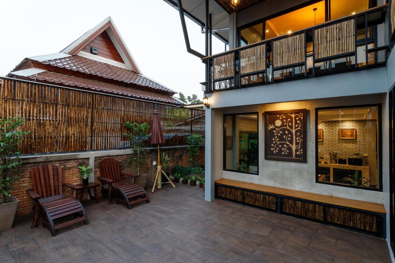 Hostel One Art And Gallery Chiang Mai Ngoại thất bức ảnh