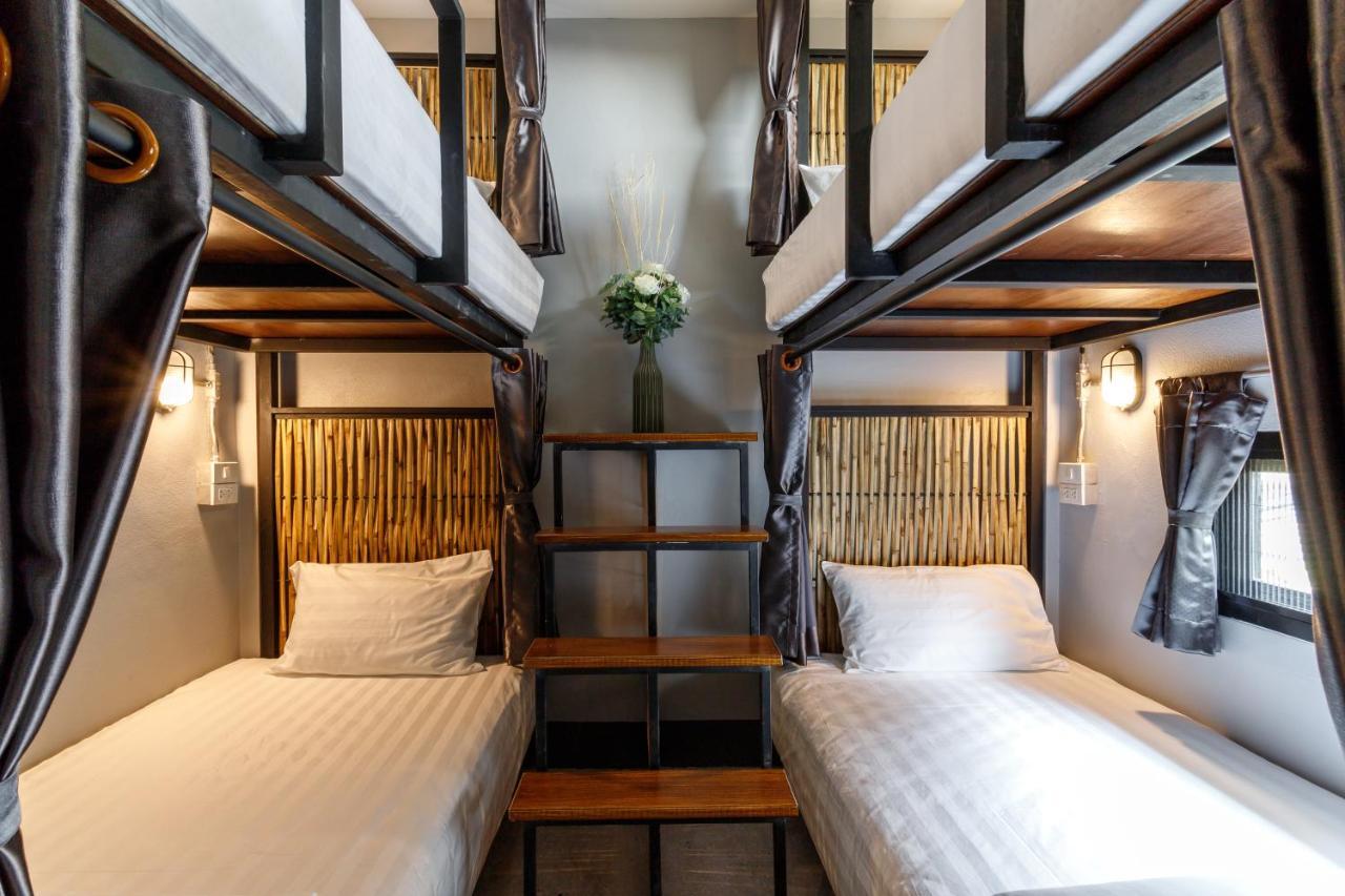 Hostel One Art And Gallery Chiang Mai Ngoại thất bức ảnh