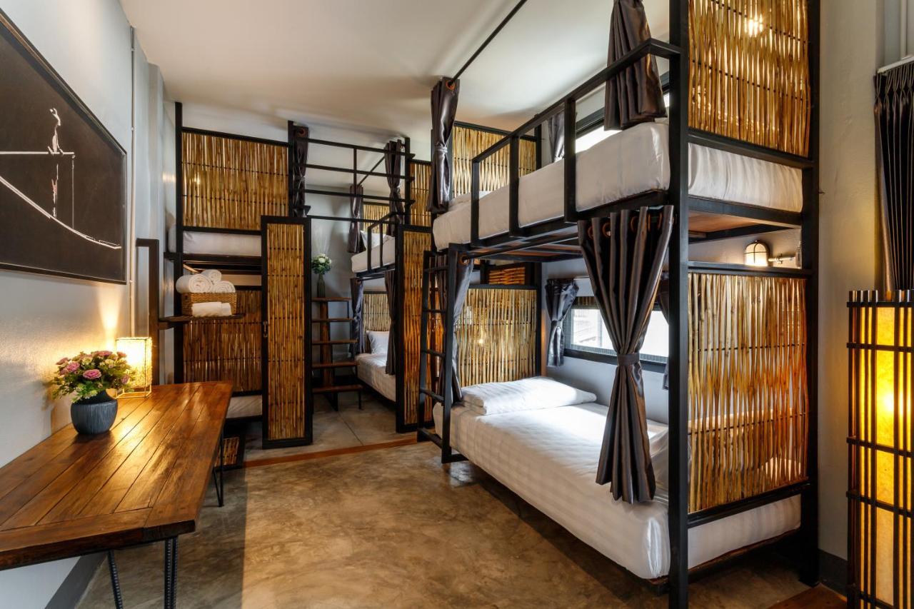 Hostel One Art And Gallery Chiang Mai Ngoại thất bức ảnh