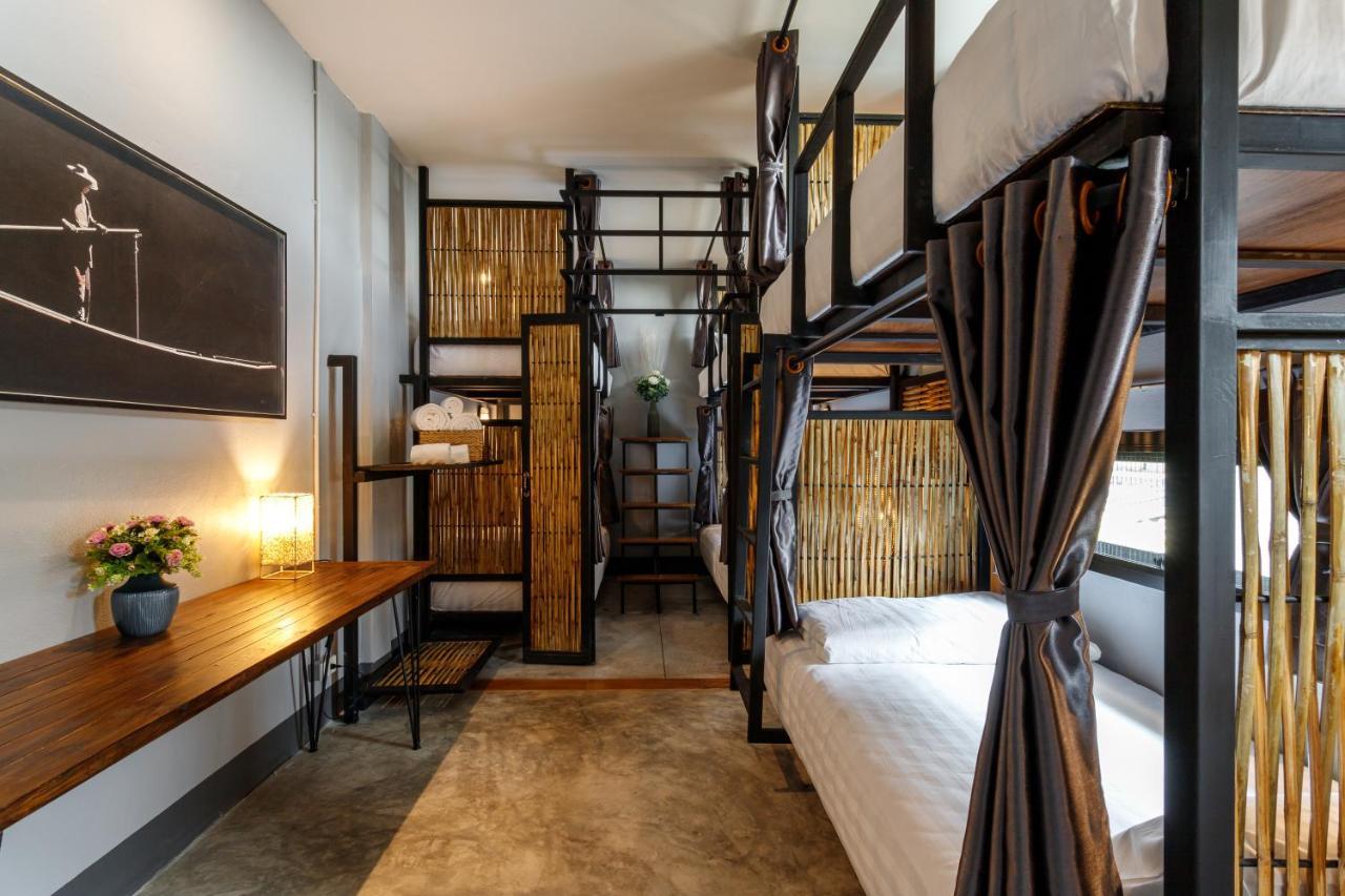 Hostel One Art And Gallery Chiang Mai Ngoại thất bức ảnh