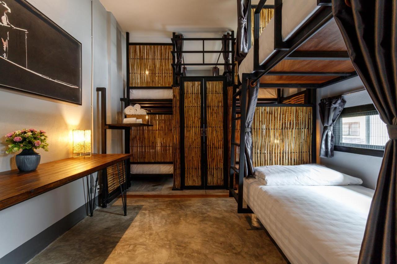 Hostel One Art And Gallery Chiang Mai Ngoại thất bức ảnh