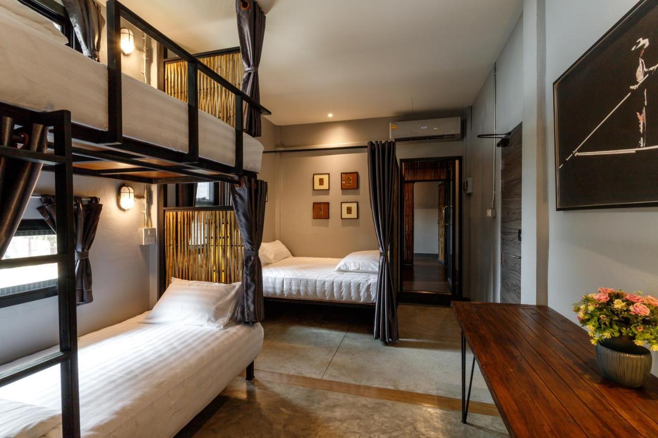 Hostel One Art And Gallery Chiang Mai Ngoại thất bức ảnh